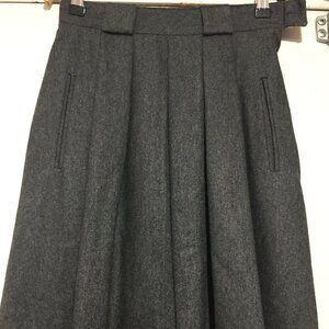 VINTAGE MISTER LEONARD WOOL SKIRTS SIZE 6